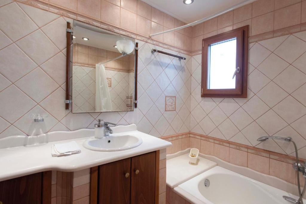 Tragana Villa Ngoại thất bức ảnh
